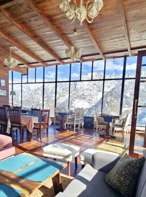 Faraway Cottages, Auli